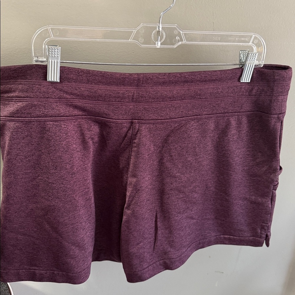 Lucy Full Potential Purple Athletic Shorts Sz XL - Picture 3 of 4